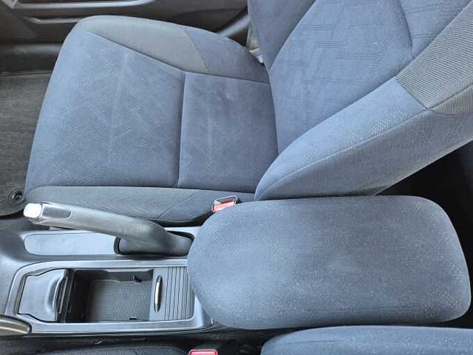 Honda CIVIC 1,8i-VTEC Sport 6MT