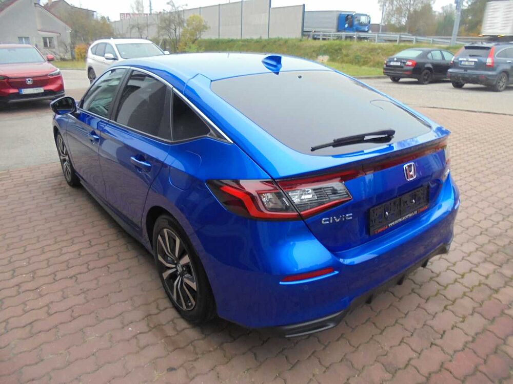 Honda CIVIC 2.0e: HEV ELEGANCE